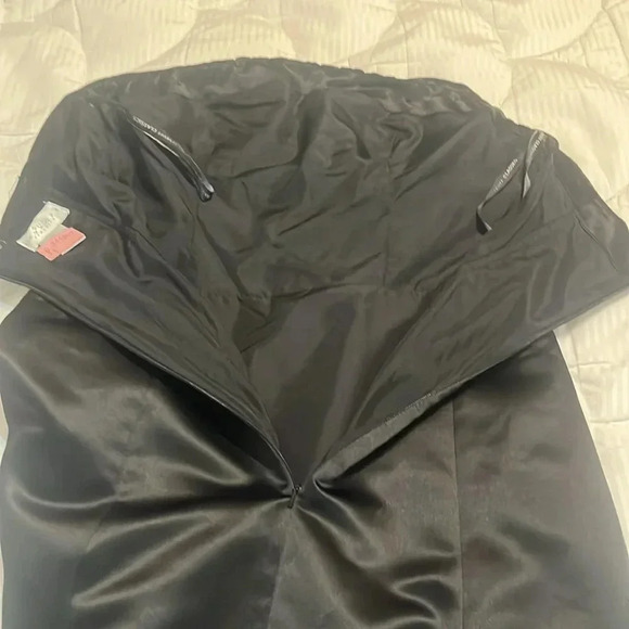 Bill Levkoff Classics Women’s Black Scuba Satin Ruched Dress Built in Bra Sz 14 - Picture 6 of 8